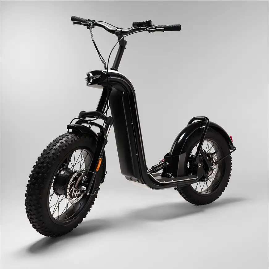 Trottinette électrique tout terrain Zosh Moutain sur fond blanc